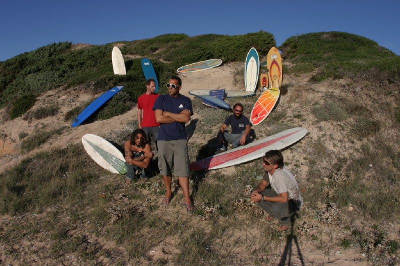 “Shadow Lines” surf movie, compie 10 anni.